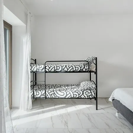 Silvana's House * Agerola