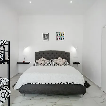 Silvana's House Guest house